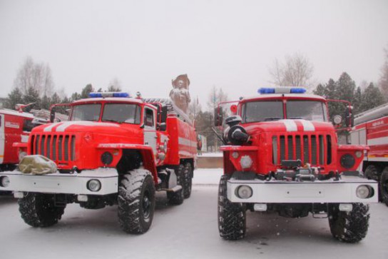 Противопожарная служба Коми получила 12 новых автомашин