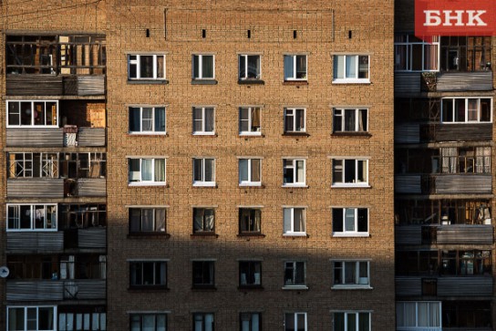 Властям Сыктывкара не удается переселить в маневренный фонд злостных должников за «коммуналку»
