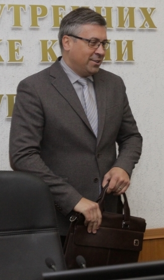 25 августа министр образования республики Владимир Шарков оставляет свою должность