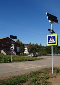 В Айкино установлен первый в Усть-Вымском районе светофор для пешеходов