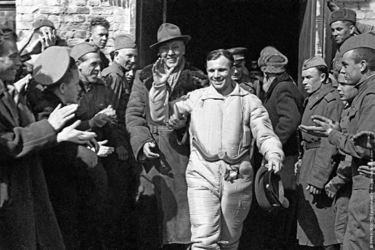 Космическая история Коми: Юрий Гагарин мог побывать в Сыктывкаре на свадьбе друга