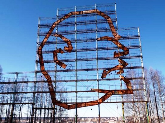 Ленин ушел в сумрак