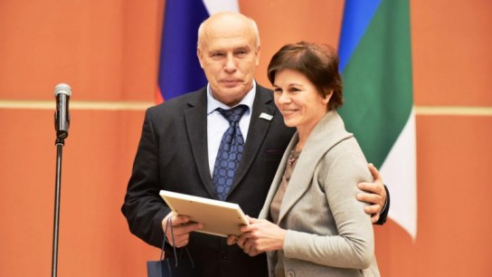 Депутаты наградили журналистов