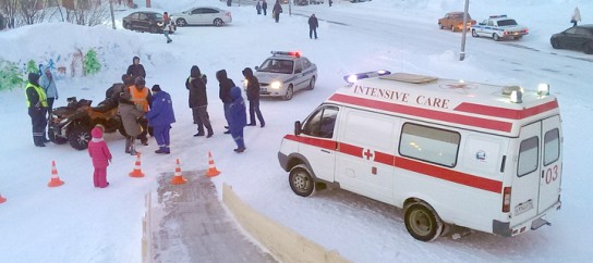В Воркуте скатившийся с горки ребенок врезался в квадроцикл
